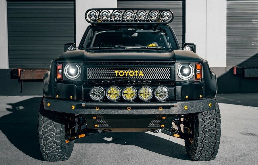 toyota-land-cruiser-baja