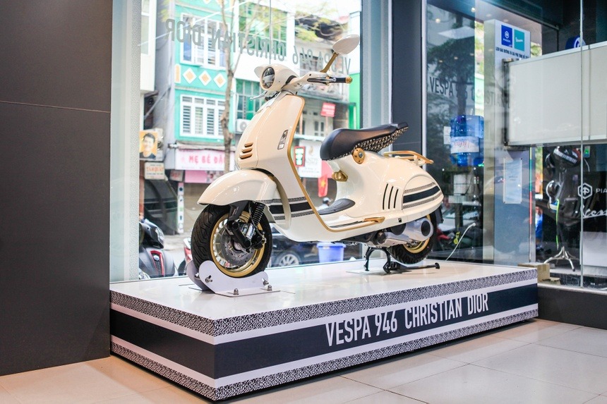 vespa946diorhanoi