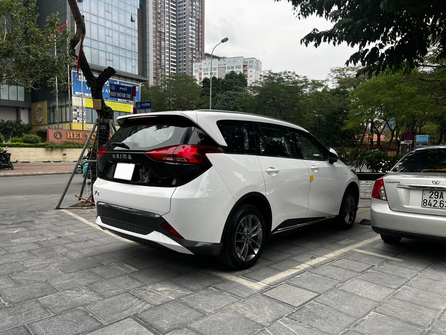 dongfeng-1