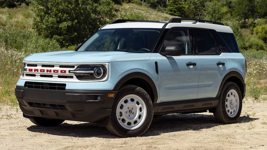 2023-Ford-Bronco-Sport-Heritage