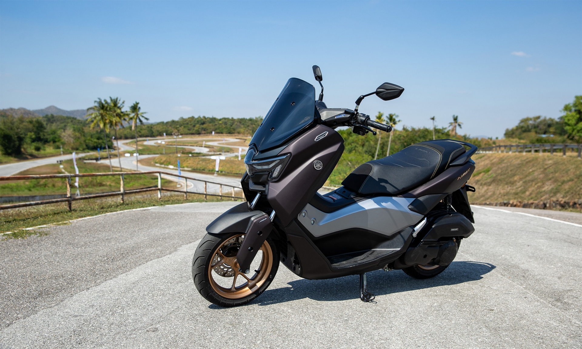 Yamaha-Nmax-2025-1-5434-173891-3