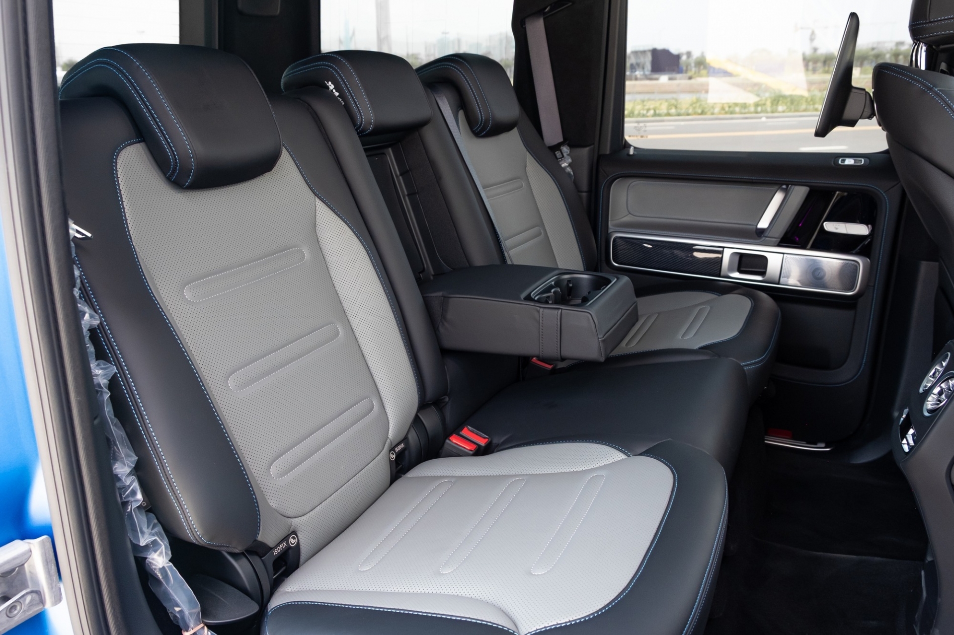 mercedes-benz-g-580-eq-7
