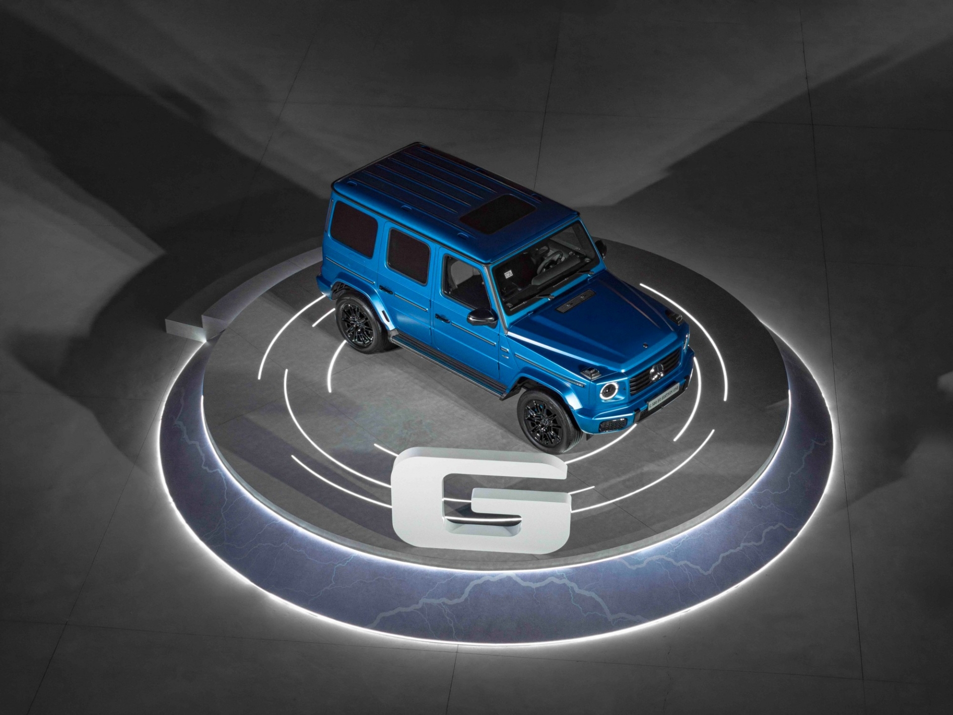 mercedes-benz-g-580-eq-9