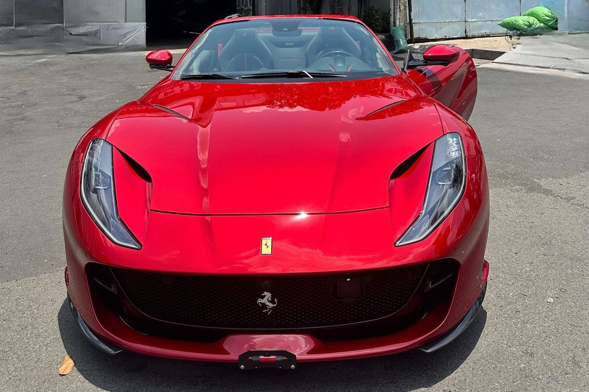 Ferrari 812 GTS 2