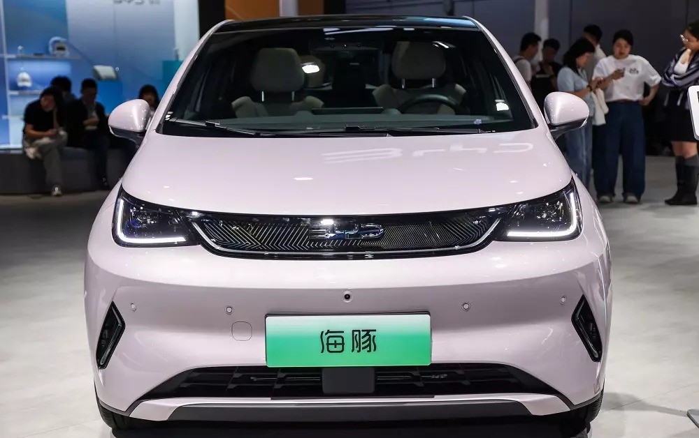 byd-dolphin-2025-6