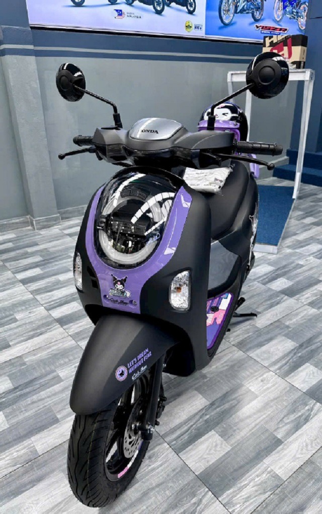 honda-scoopy 1