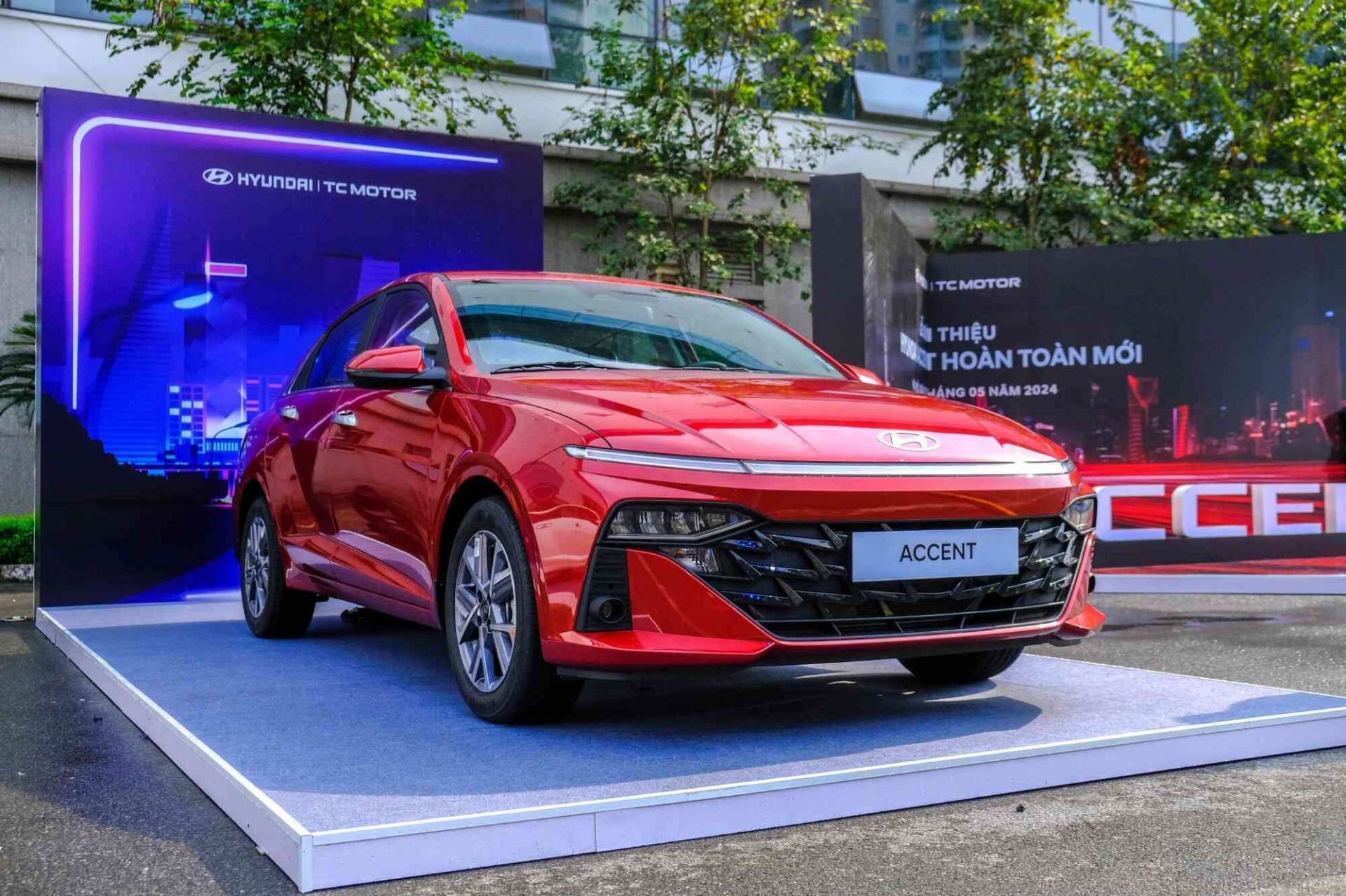 hyundai-accent_optimized