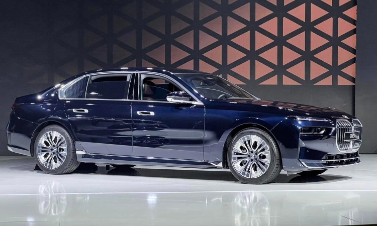 BMW Series 7