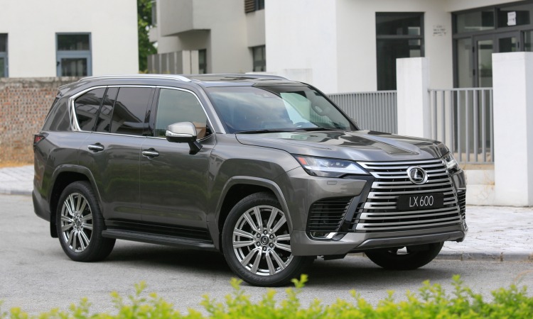 LexusLX