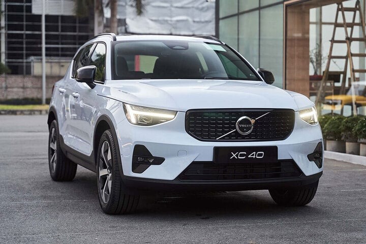 volvo-xc40
