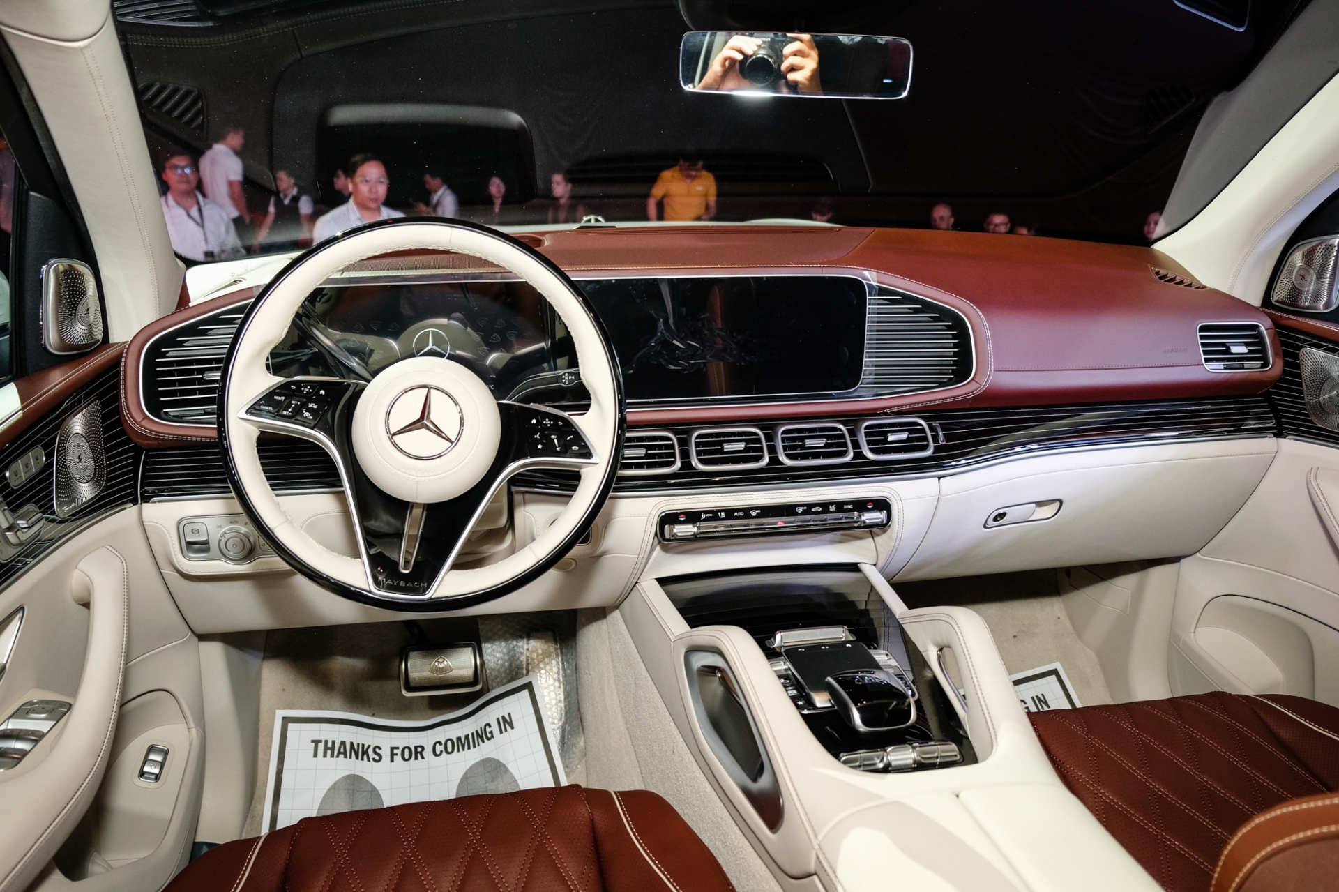 Mercedes-Maybach GLS 600 2025 3
