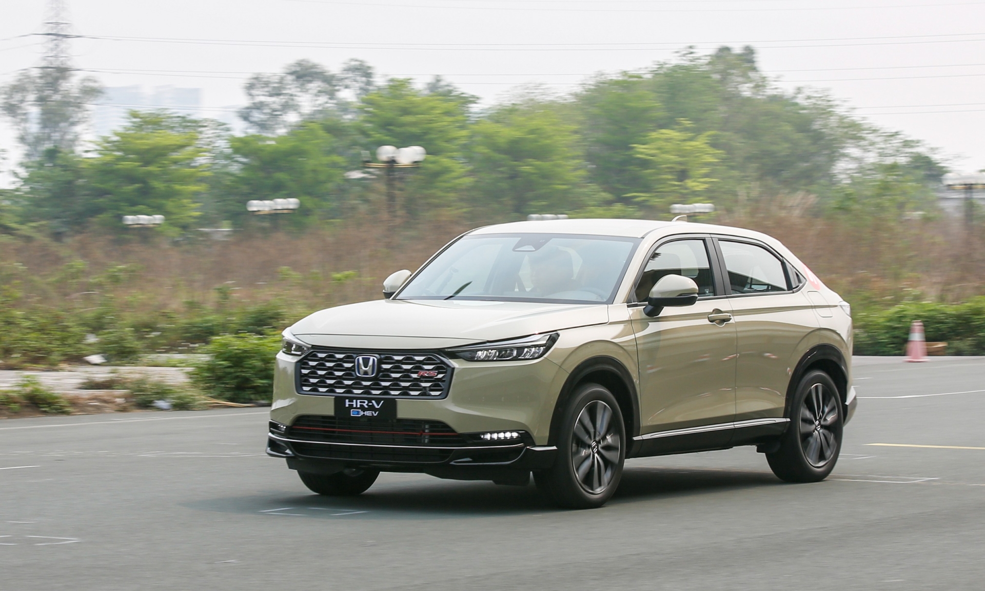 Honda-HR-V-eHEV-2025