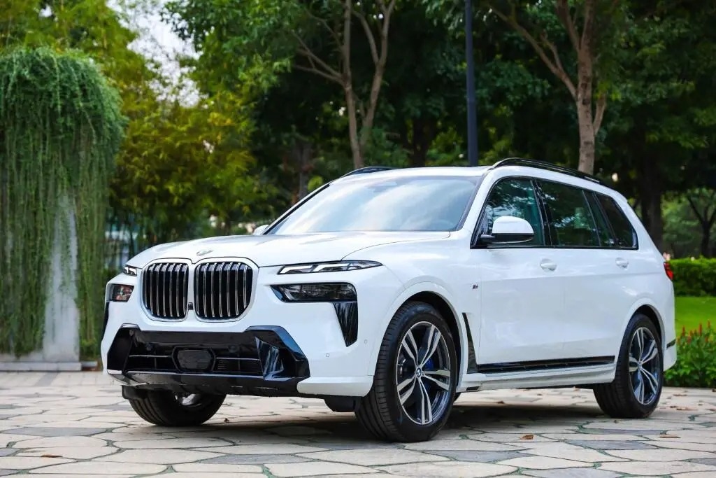 BMW X7 1