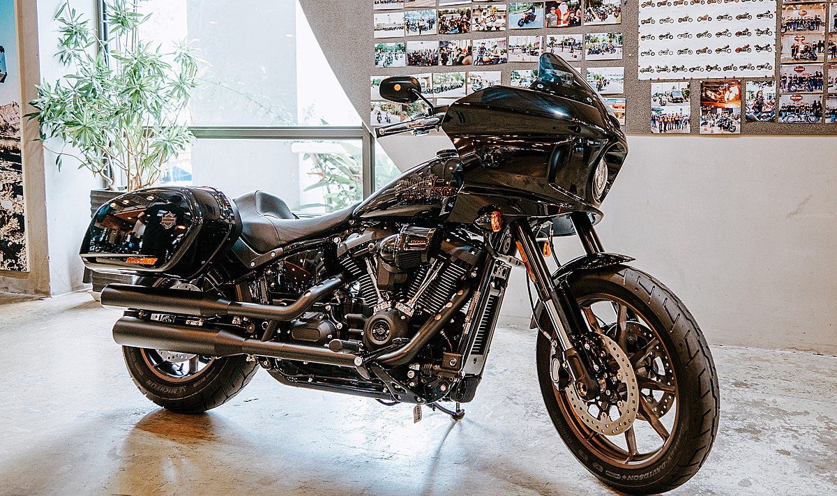 Harley-Davidson Low Rider ST