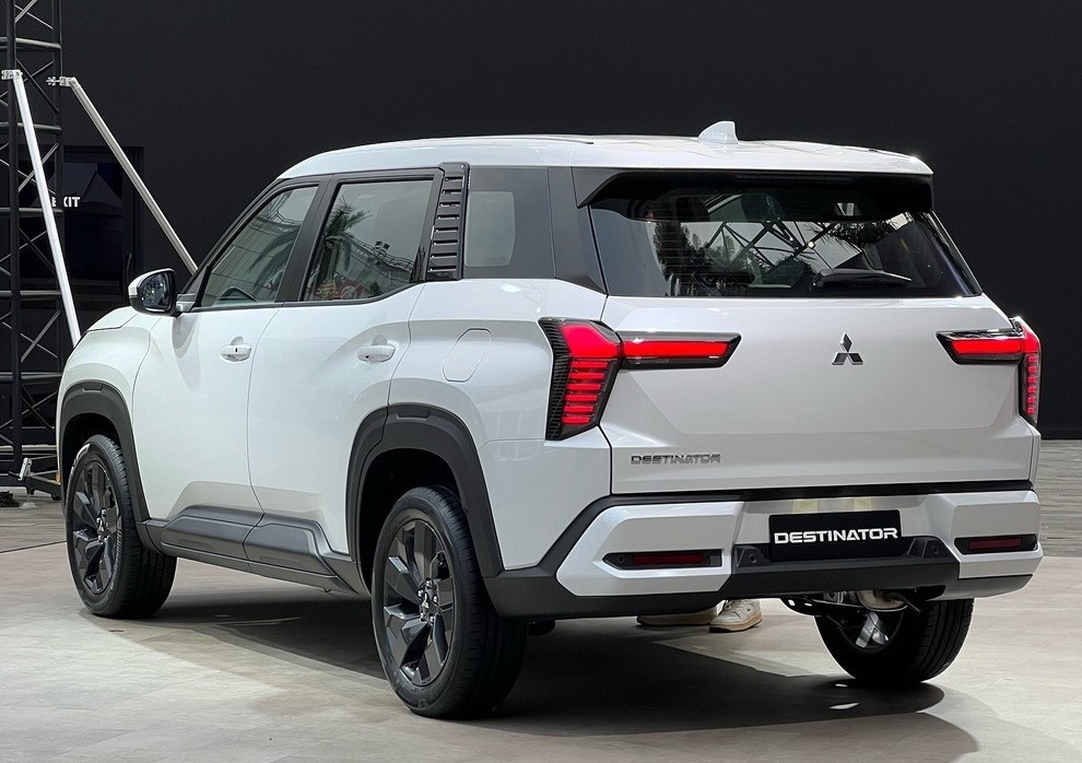 Mitsubishi 14