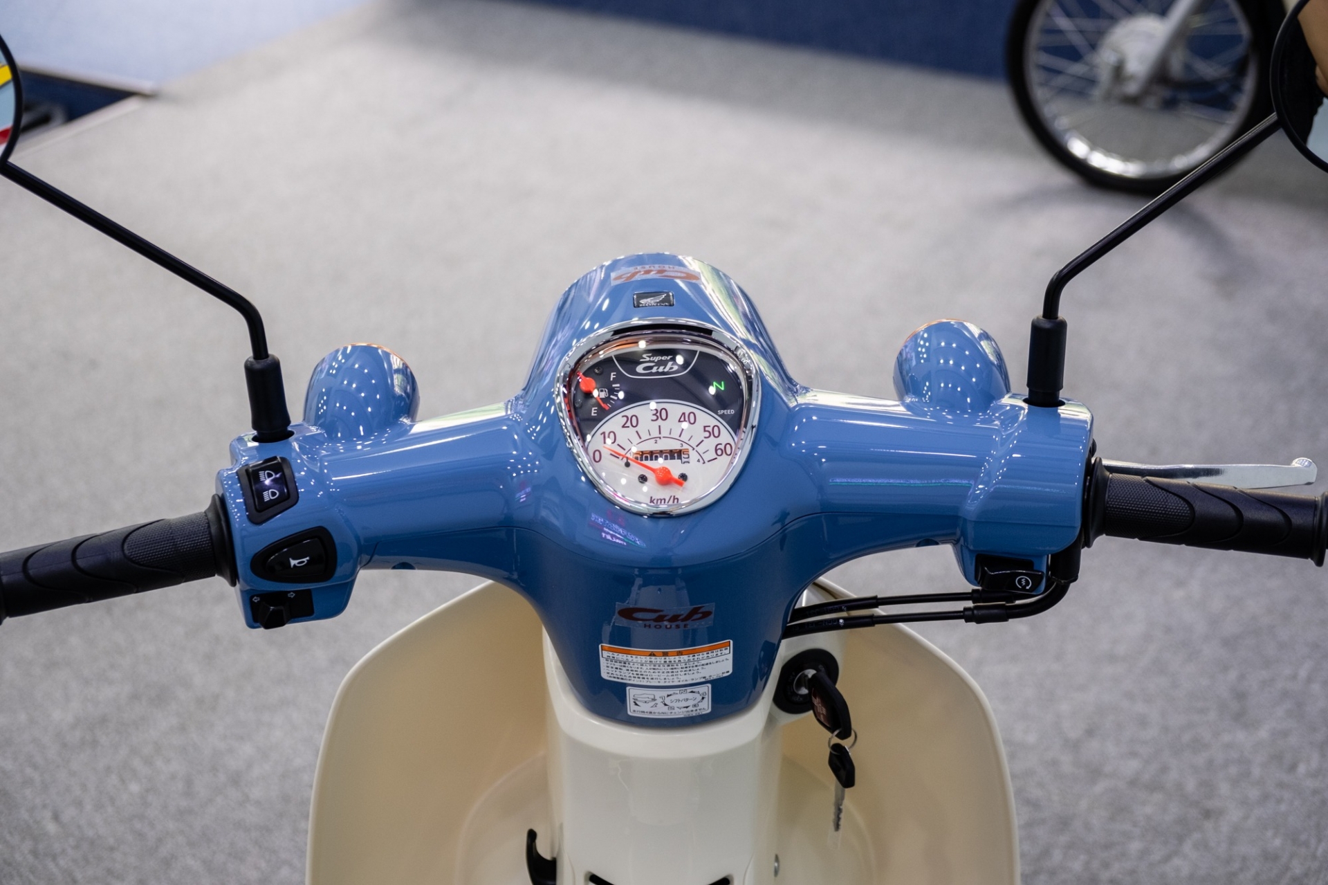 Super Cub 50 Final Edition 6