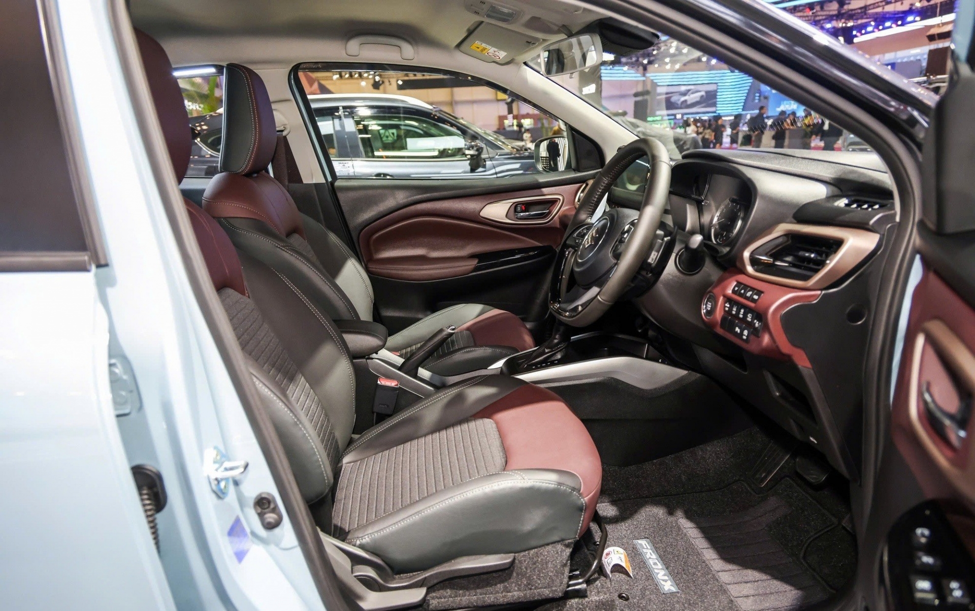 Suzuki Fronx 5