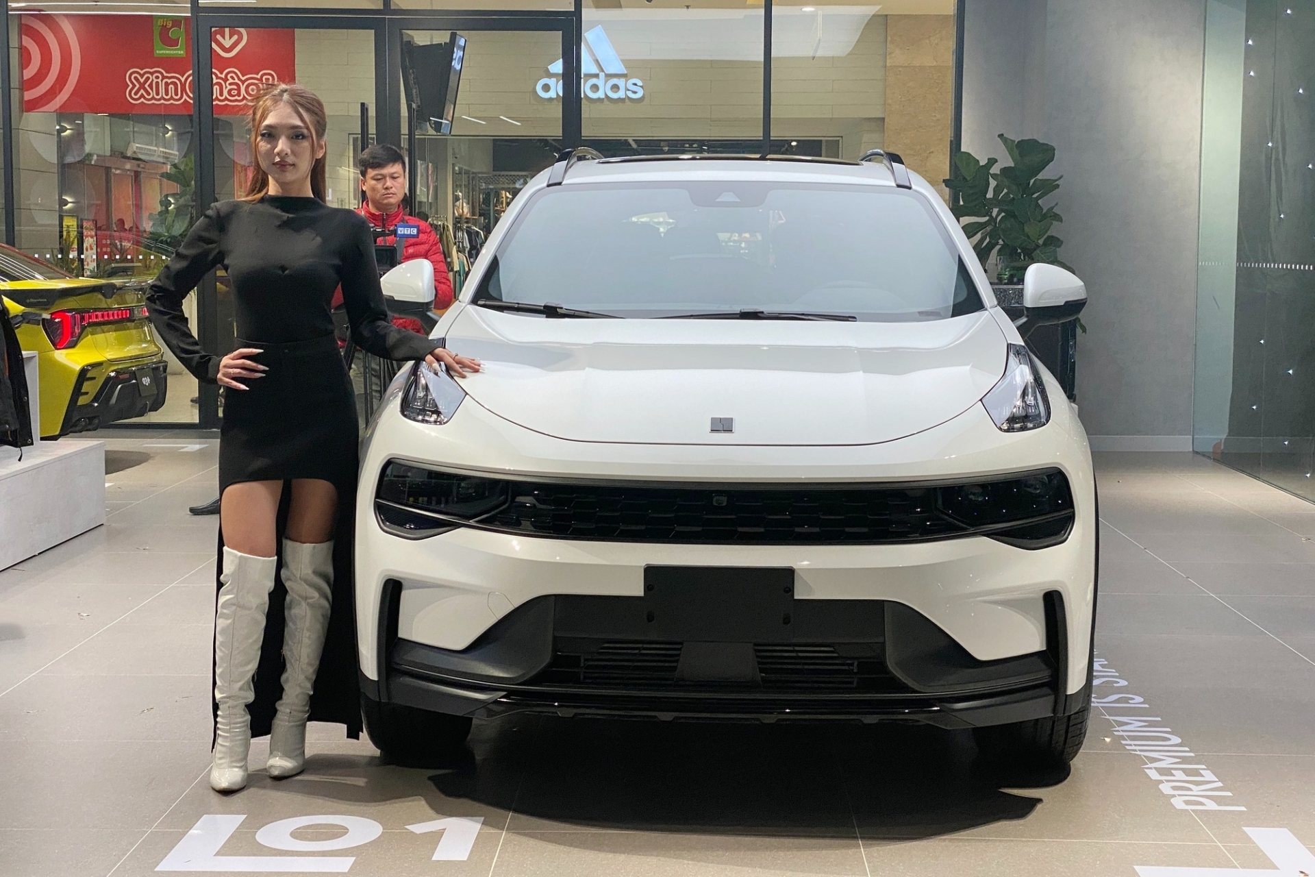 Lynk & Co 01 2