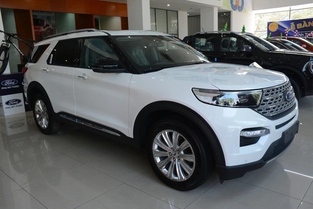 Ford Explorer 5