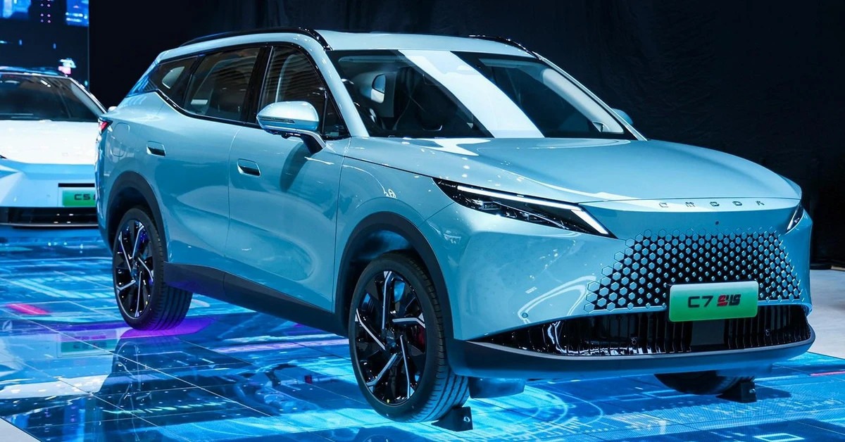 omoda-c7-phev