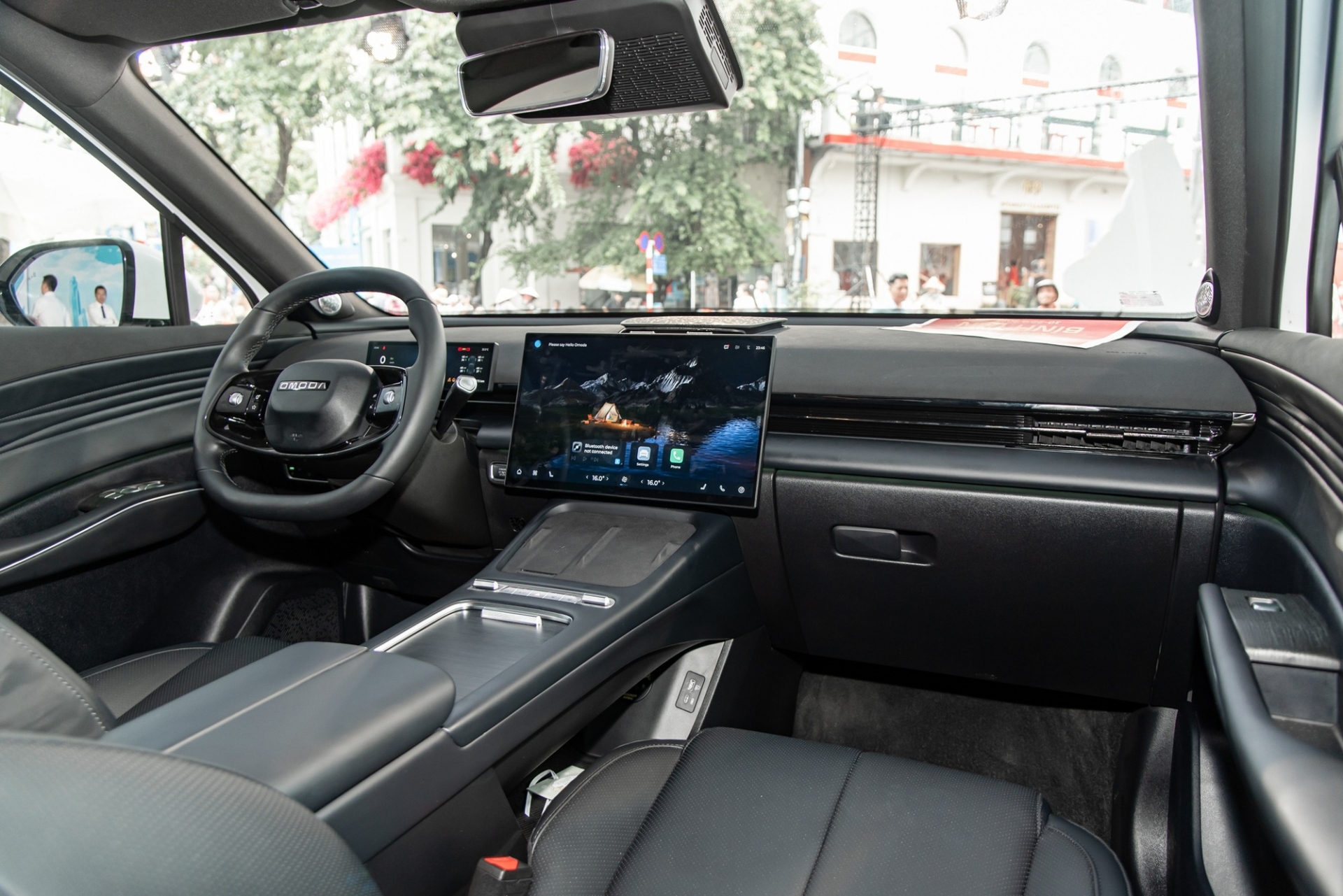 Omoda C7 4