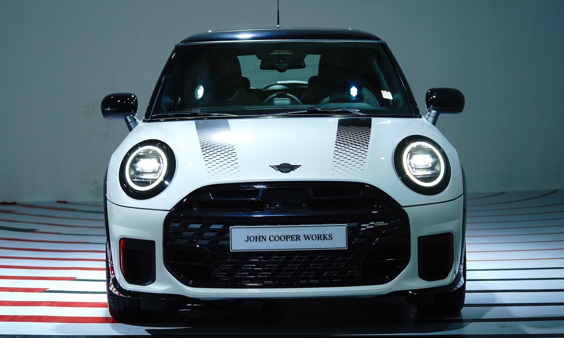 Mini John Cooper Works 3 cua 1