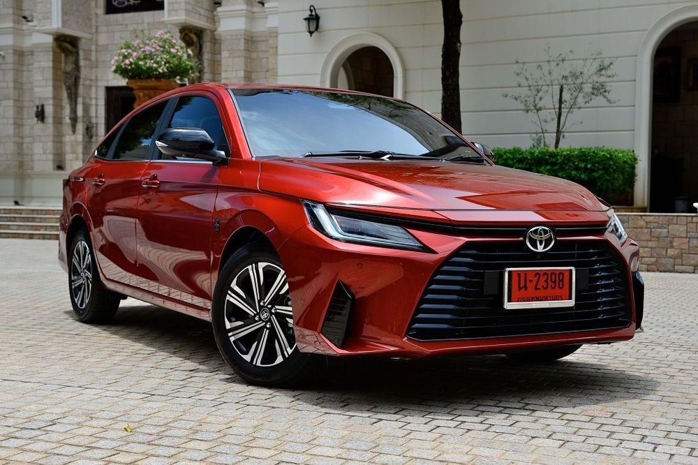 toyota-vios-hybrid-2