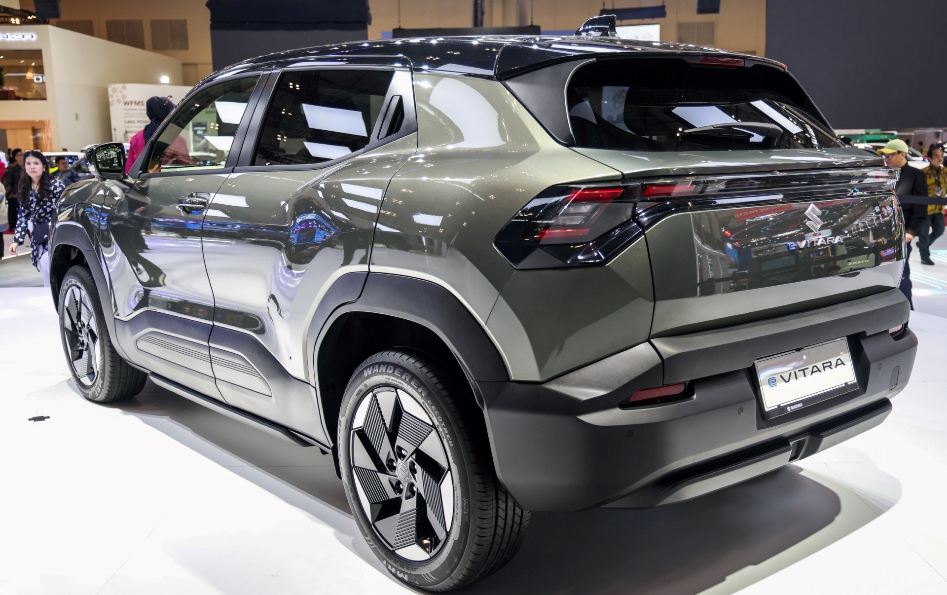Suzuki e Vitara 2