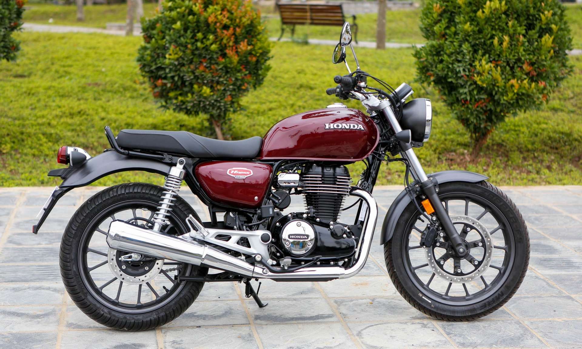 Honda CB350 H'ness