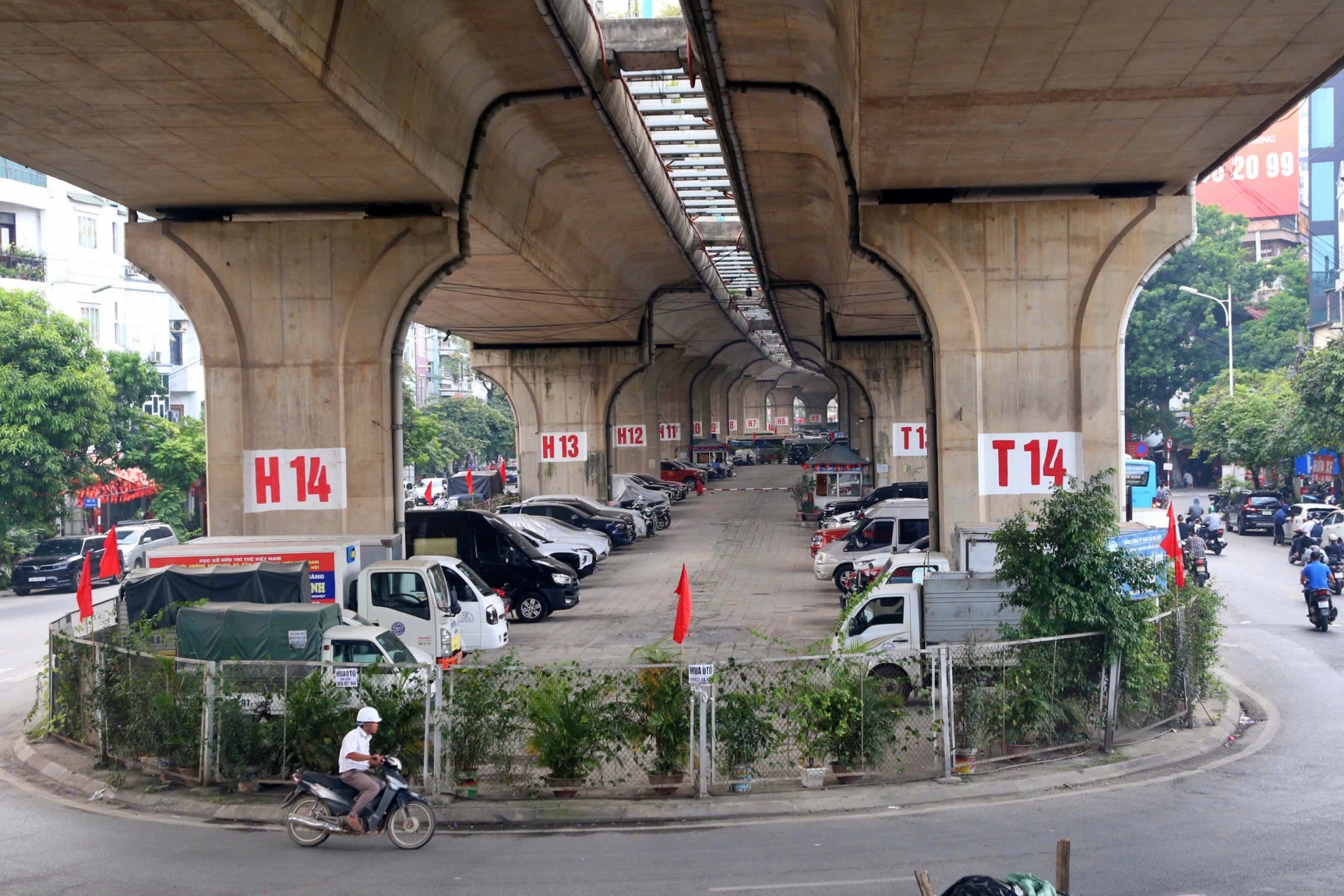 bai-xe-gam-cau-ha-noi-9-17573107