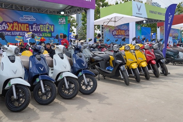 xe-may-dien-vinfast-7-1753928303