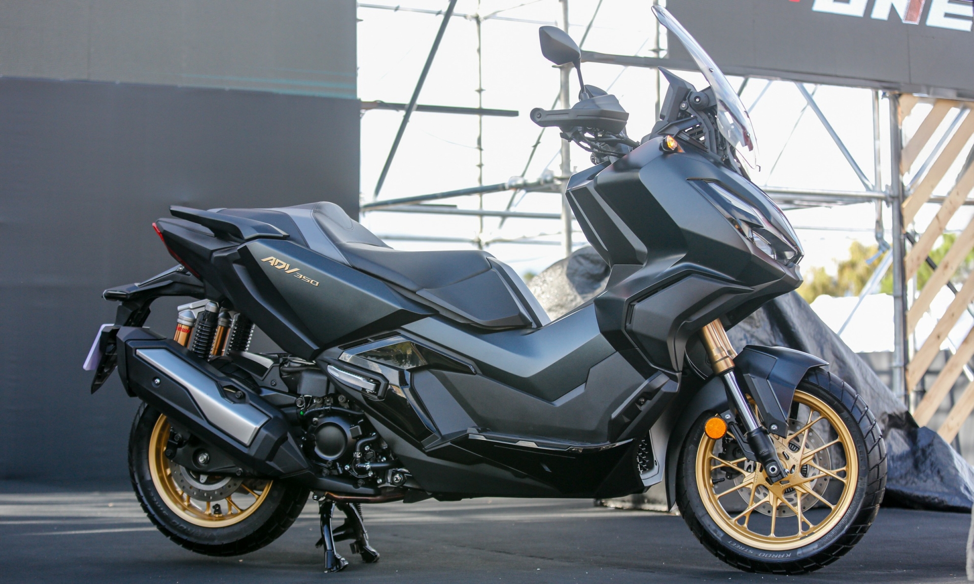 Honda ADV 350