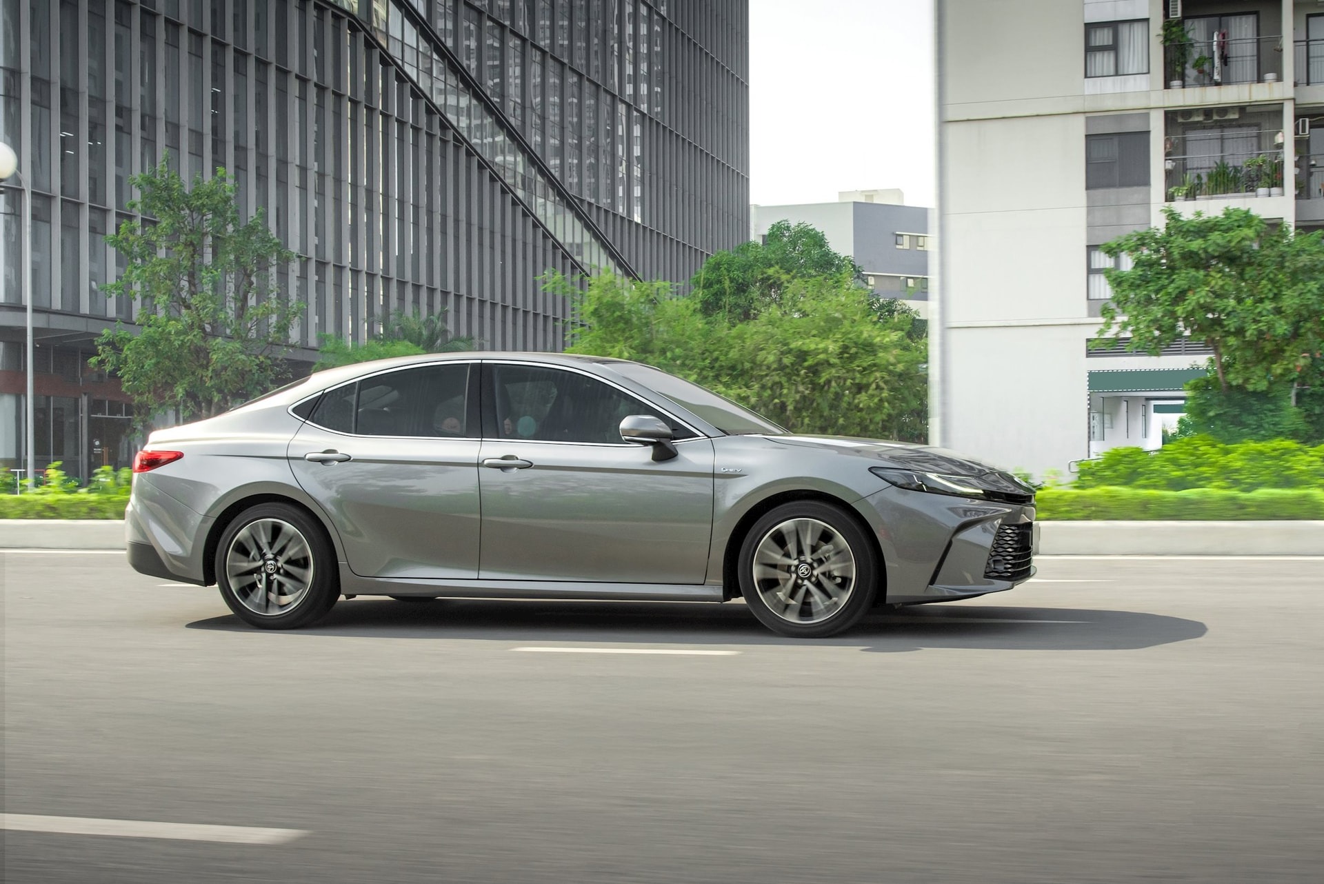 Toyota Camry 1