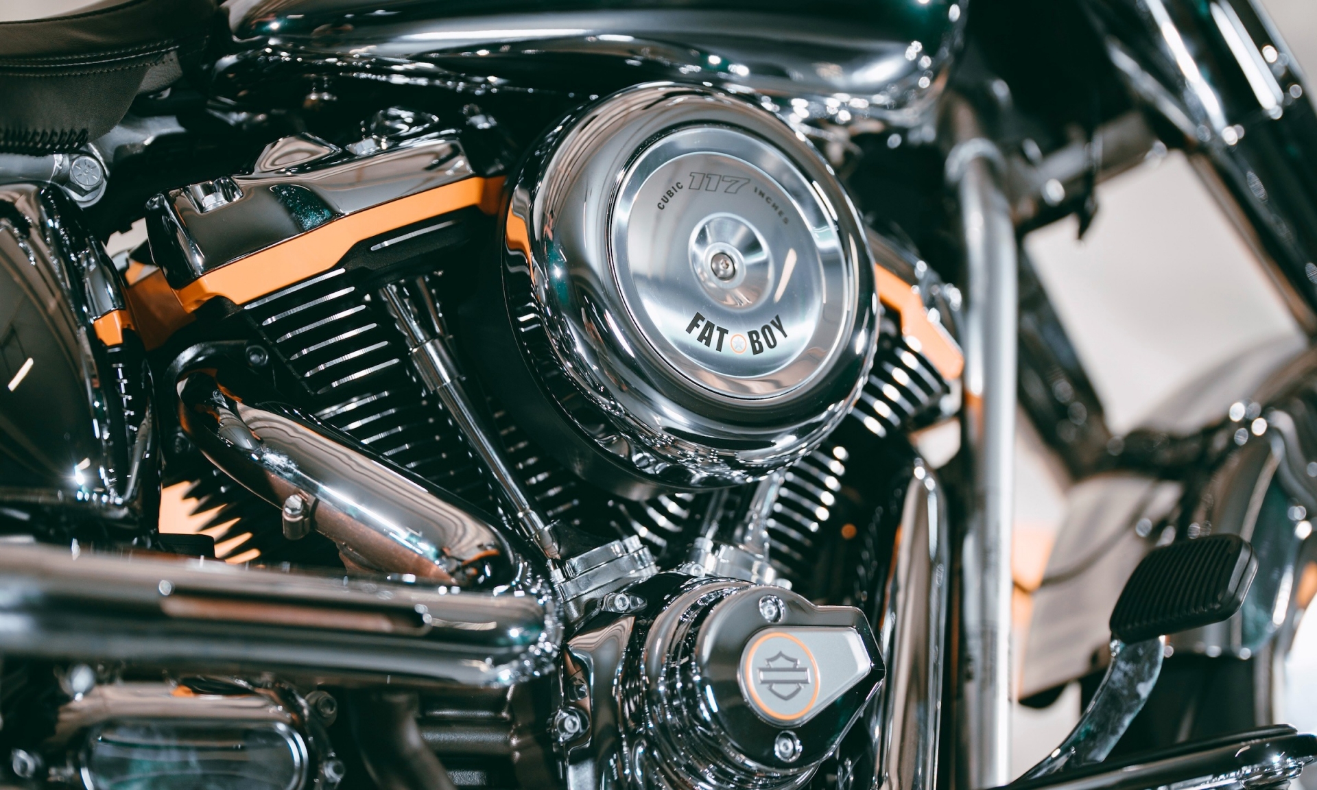 Harley-Davidson Fat Boy Gray Ghost 2025 2