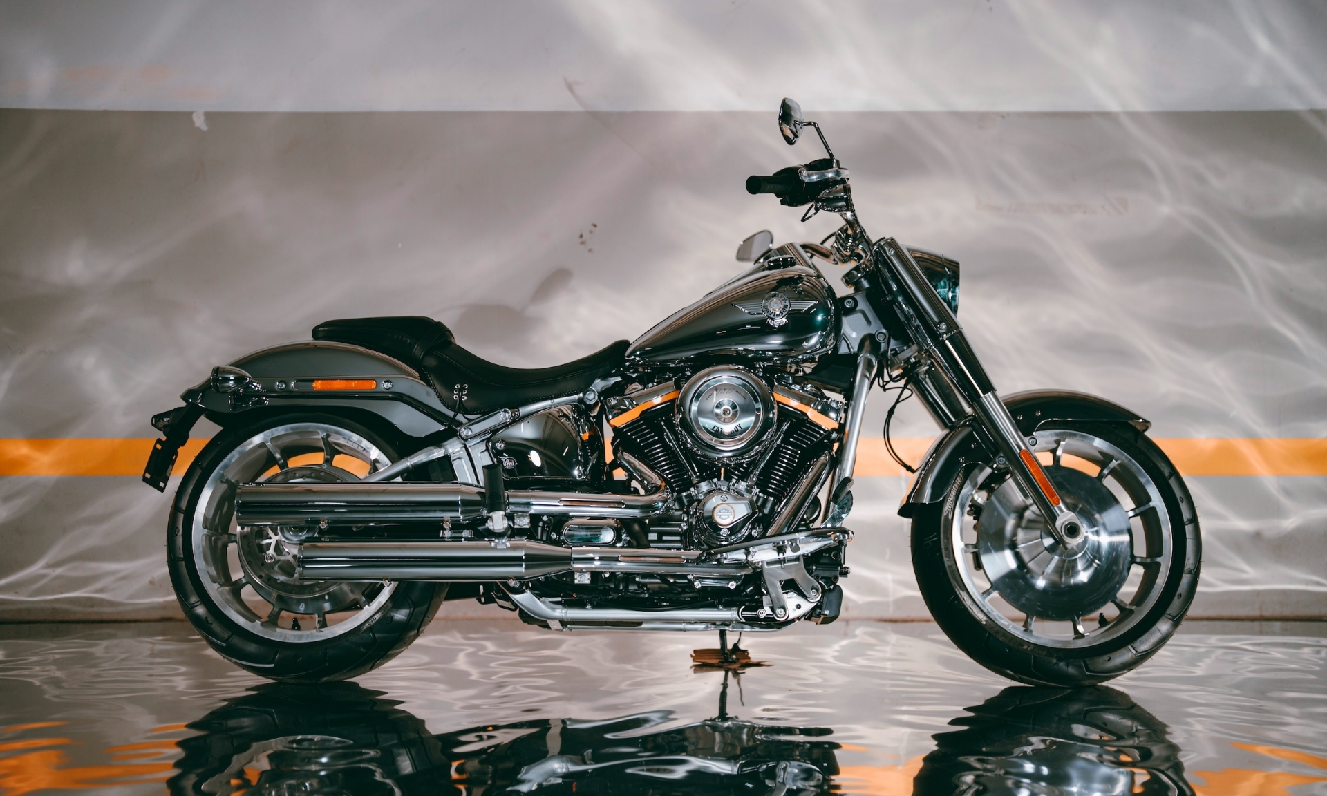 Harley-Davidson Fat Boy Gray Ghost 2025