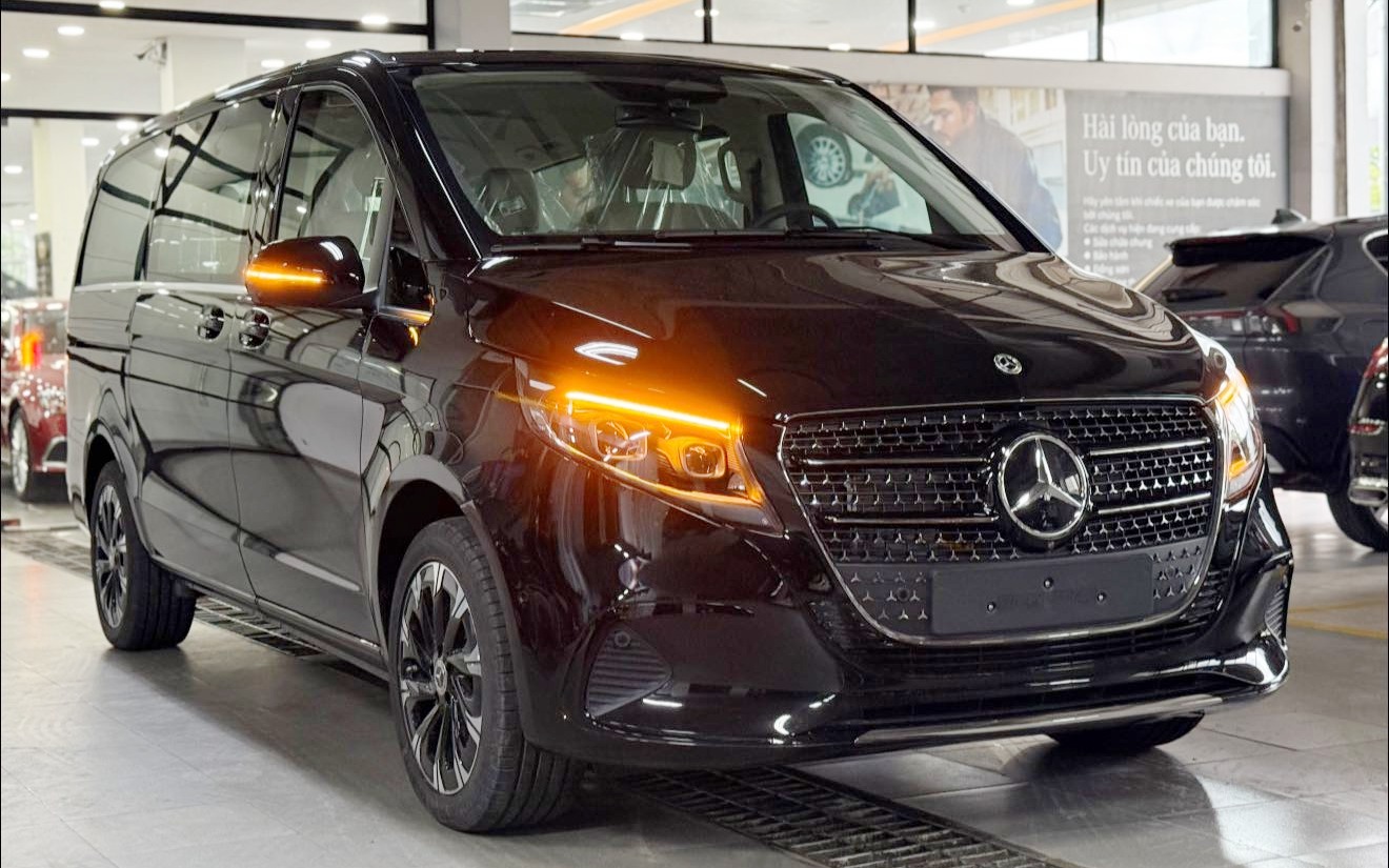 Mercedes-Benz V-Class 2025