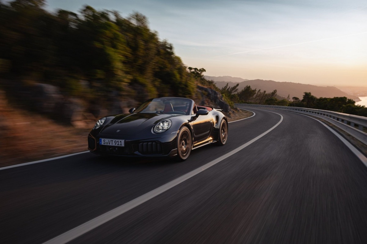 Porsche 911 Turbo S 3