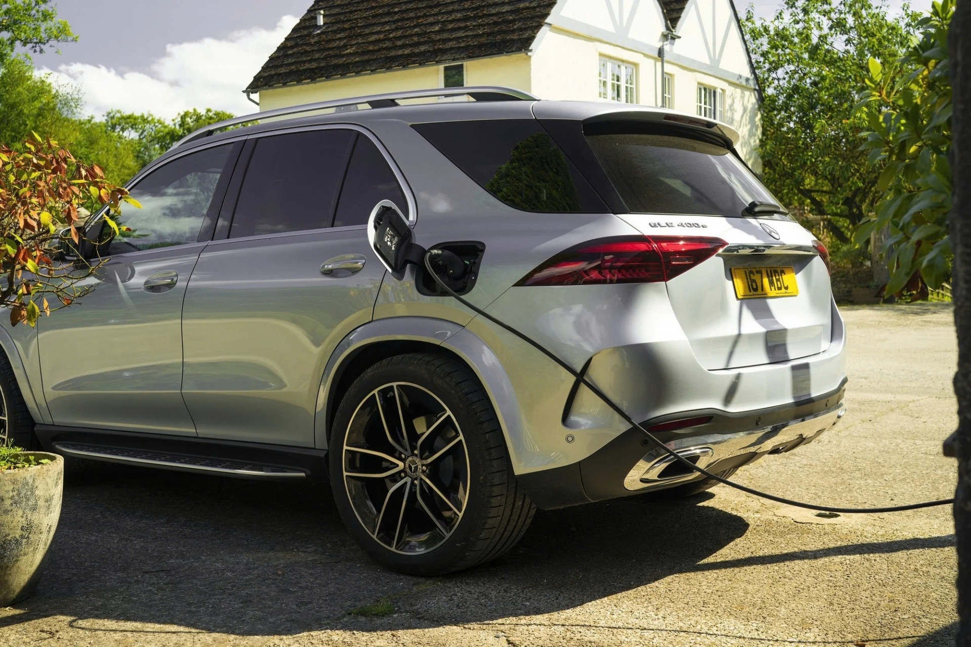 Mercedes-Benz GLE 400e PHEV 1