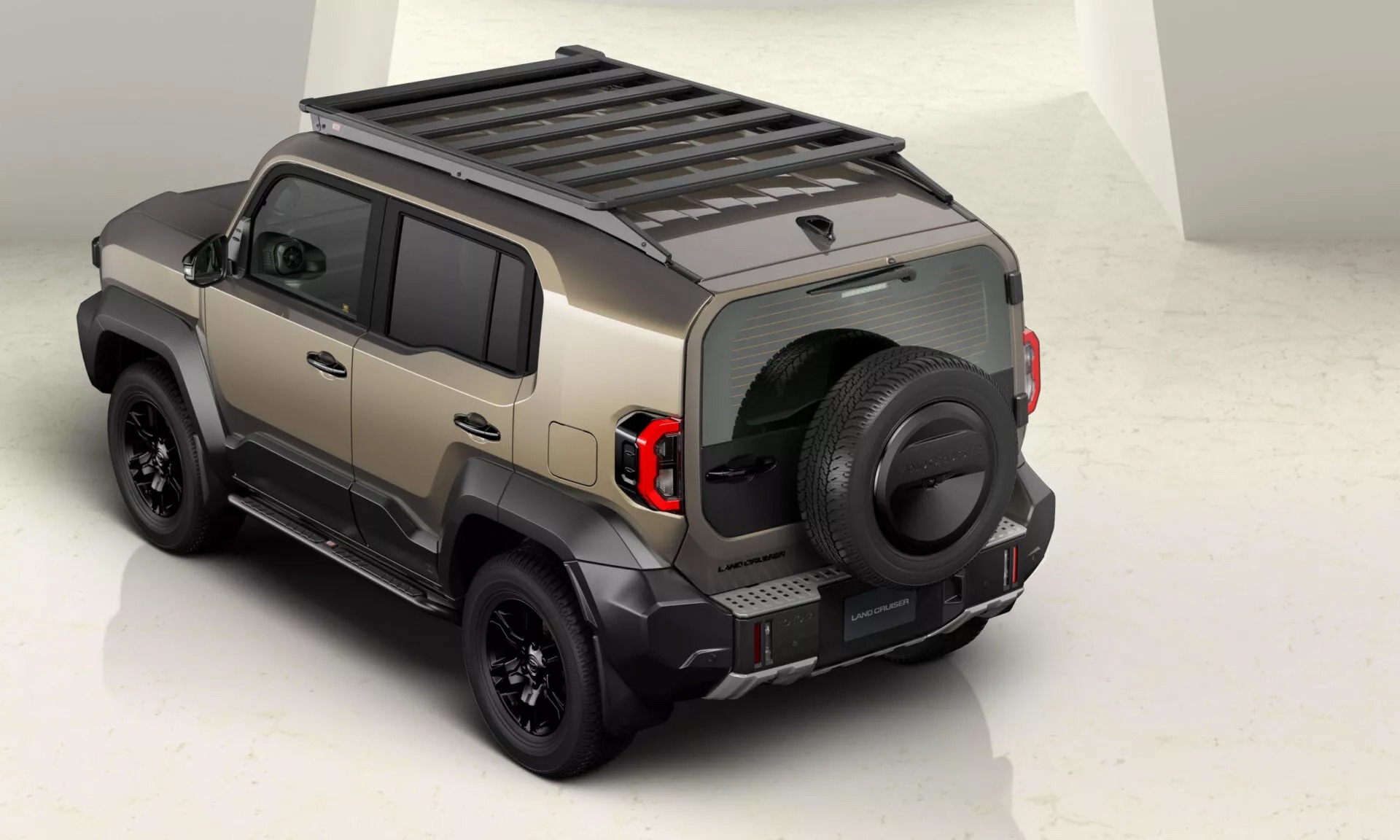 Toyota Land Cruiser FJ 4