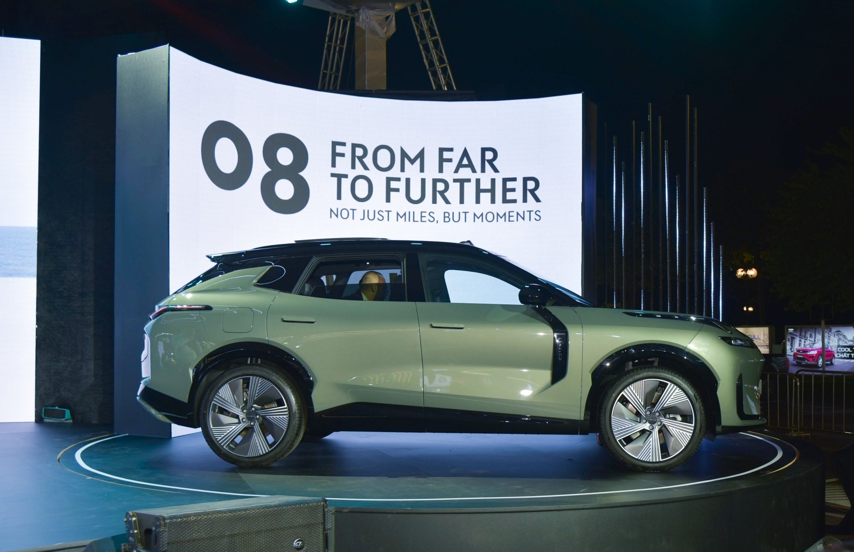 Lynk & Co 08 4