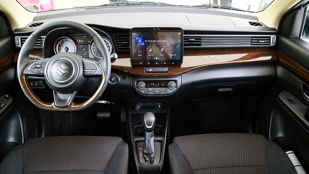 Suzuki Ertiga 1