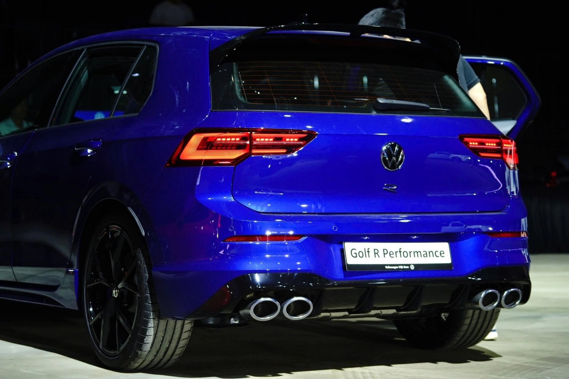 Volkswagen Golf R Performance 4