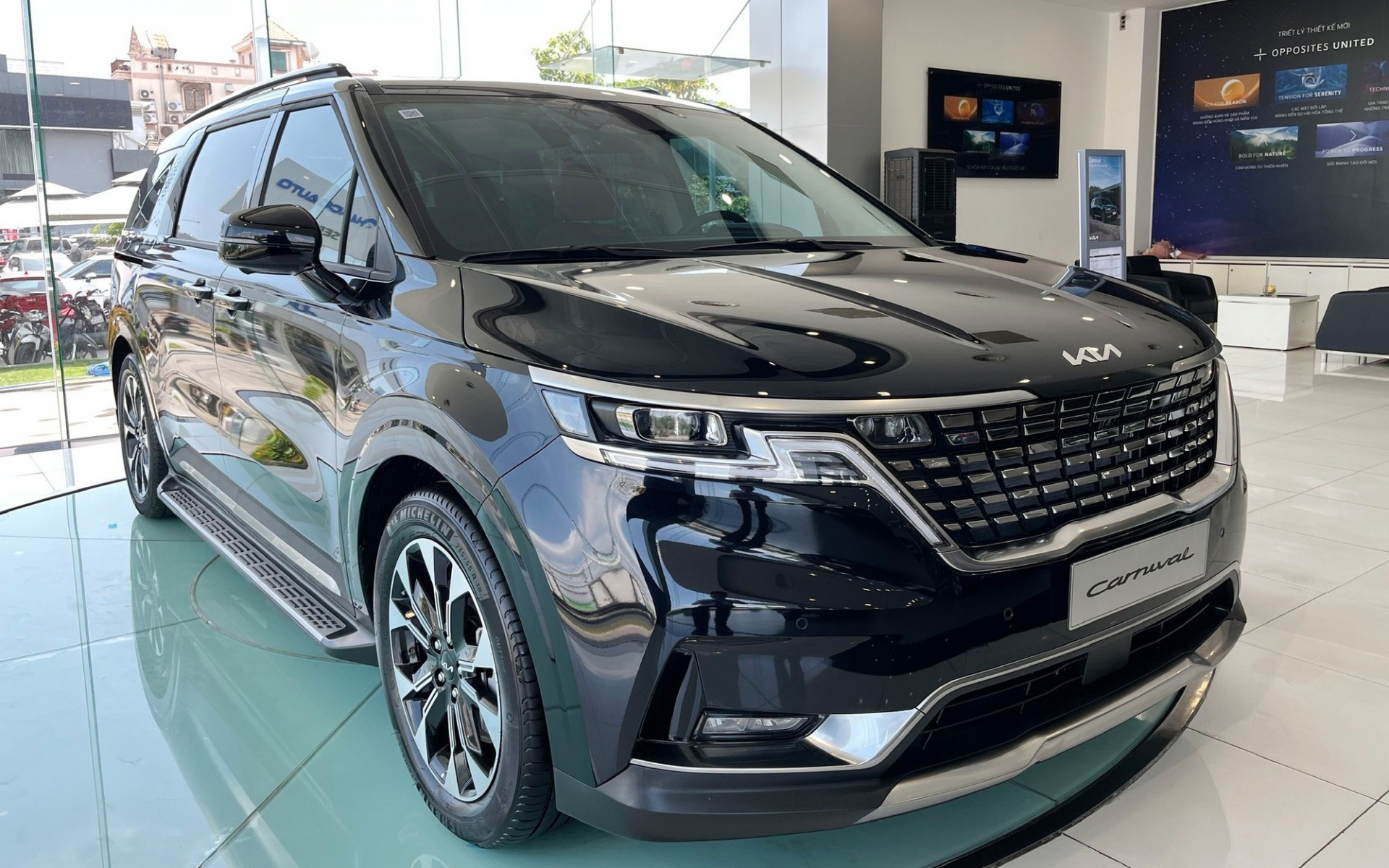 carnival-1762904489379-176290448