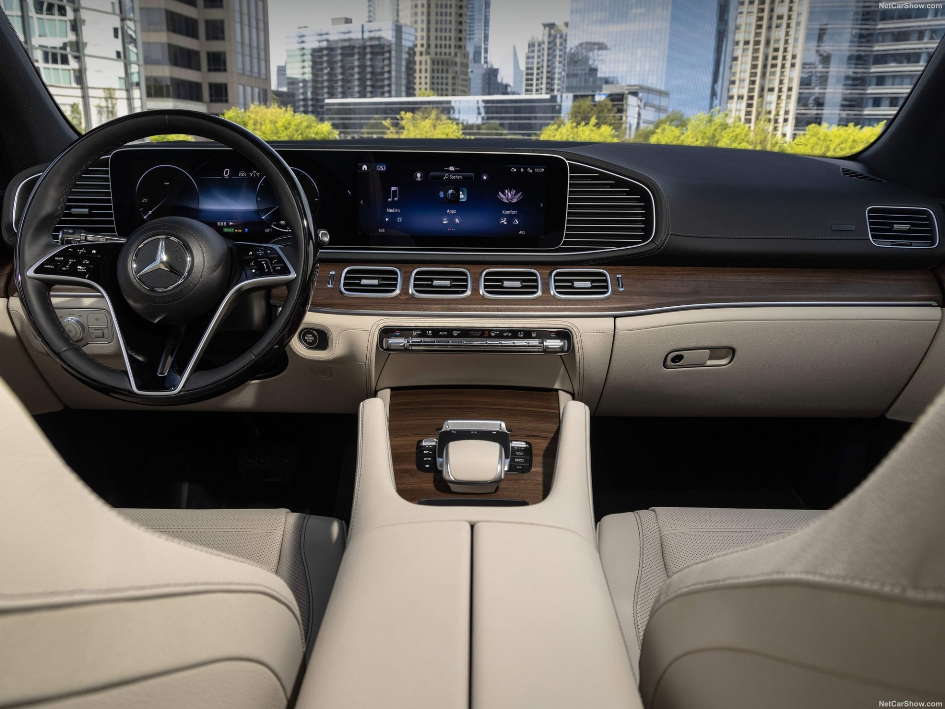 Mercedes-Benz GLE 400e 5