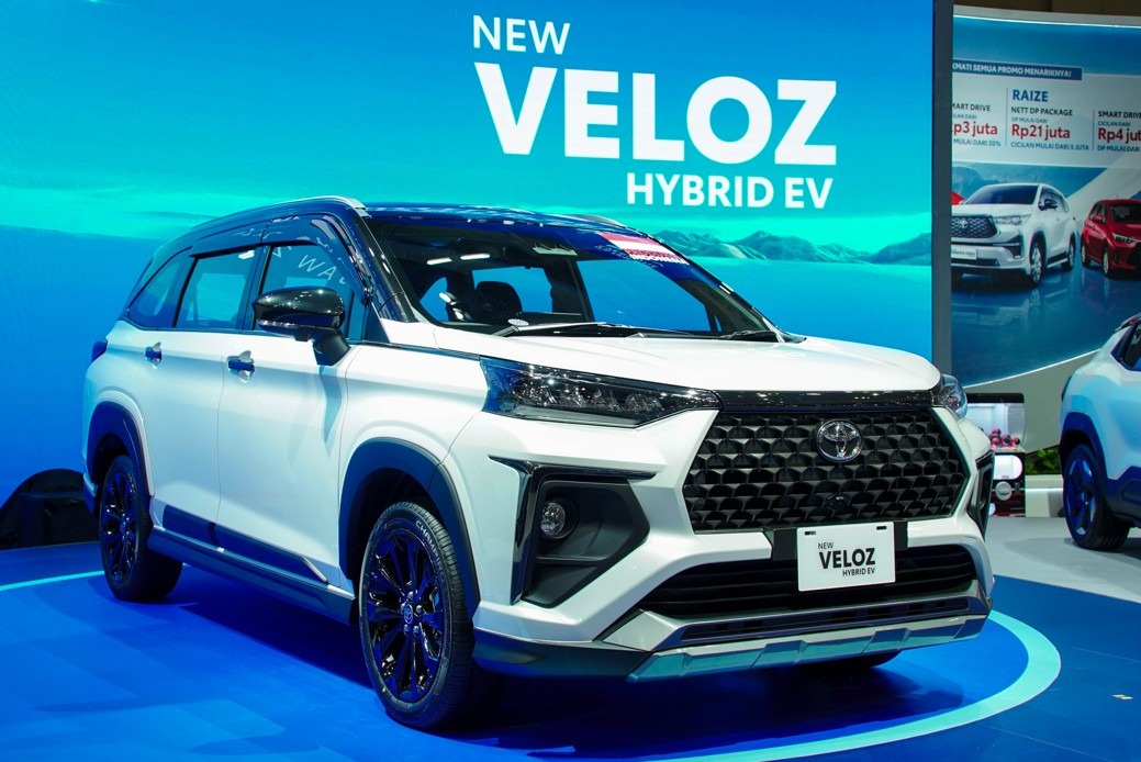 Toyota Veloz hybrid