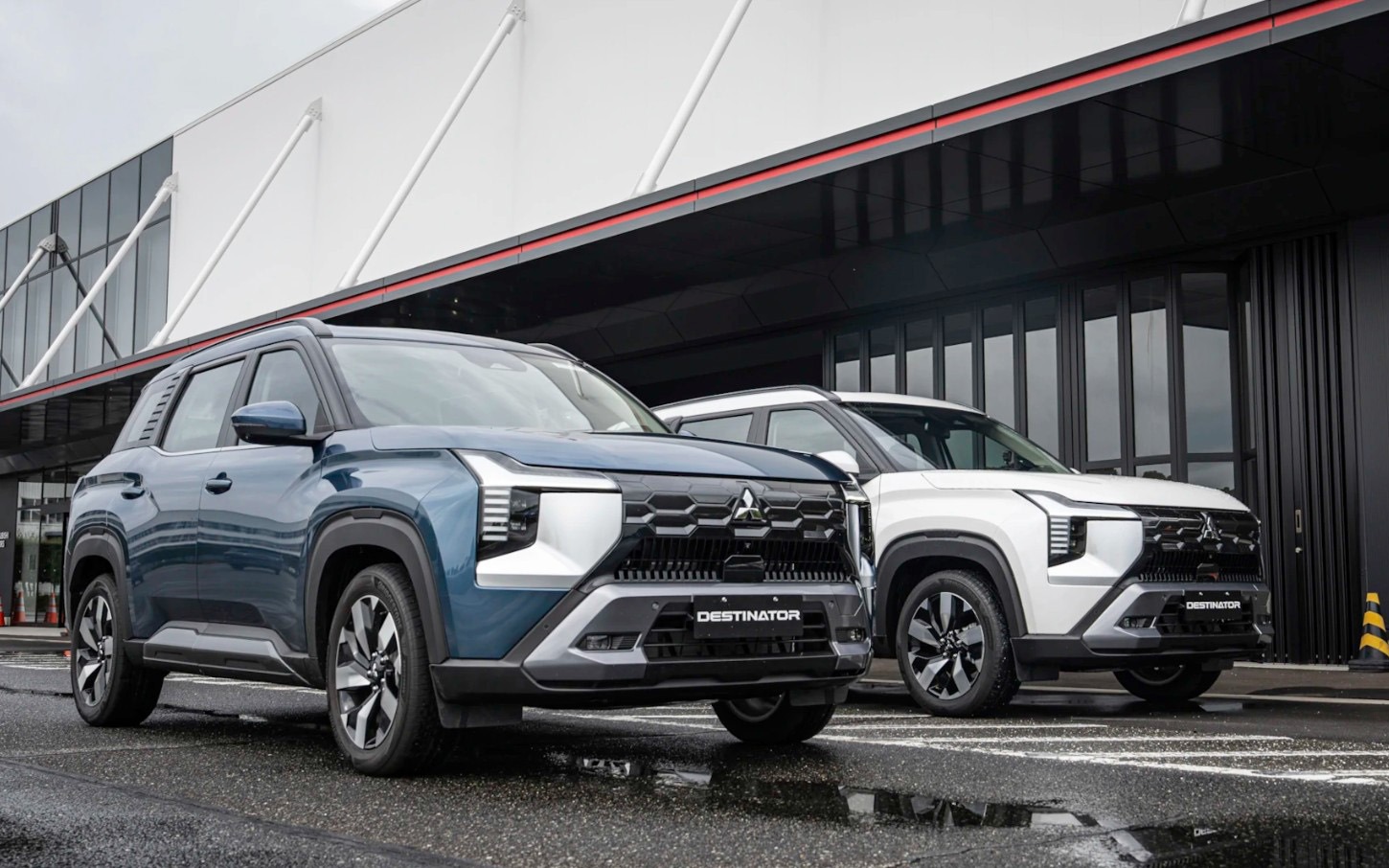 Mitsubishi Destinator 14