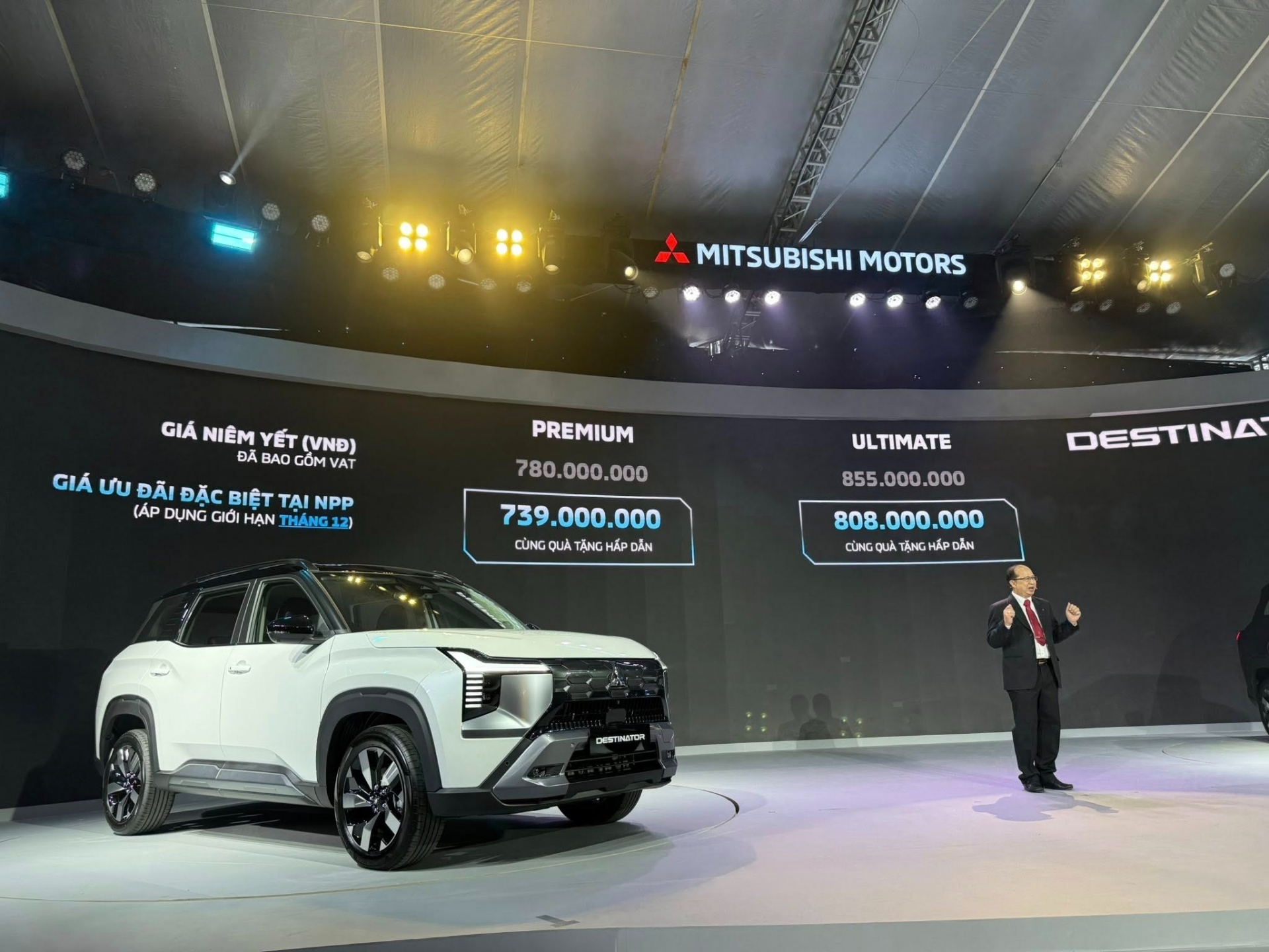 Mitsubishi Destinator out 3