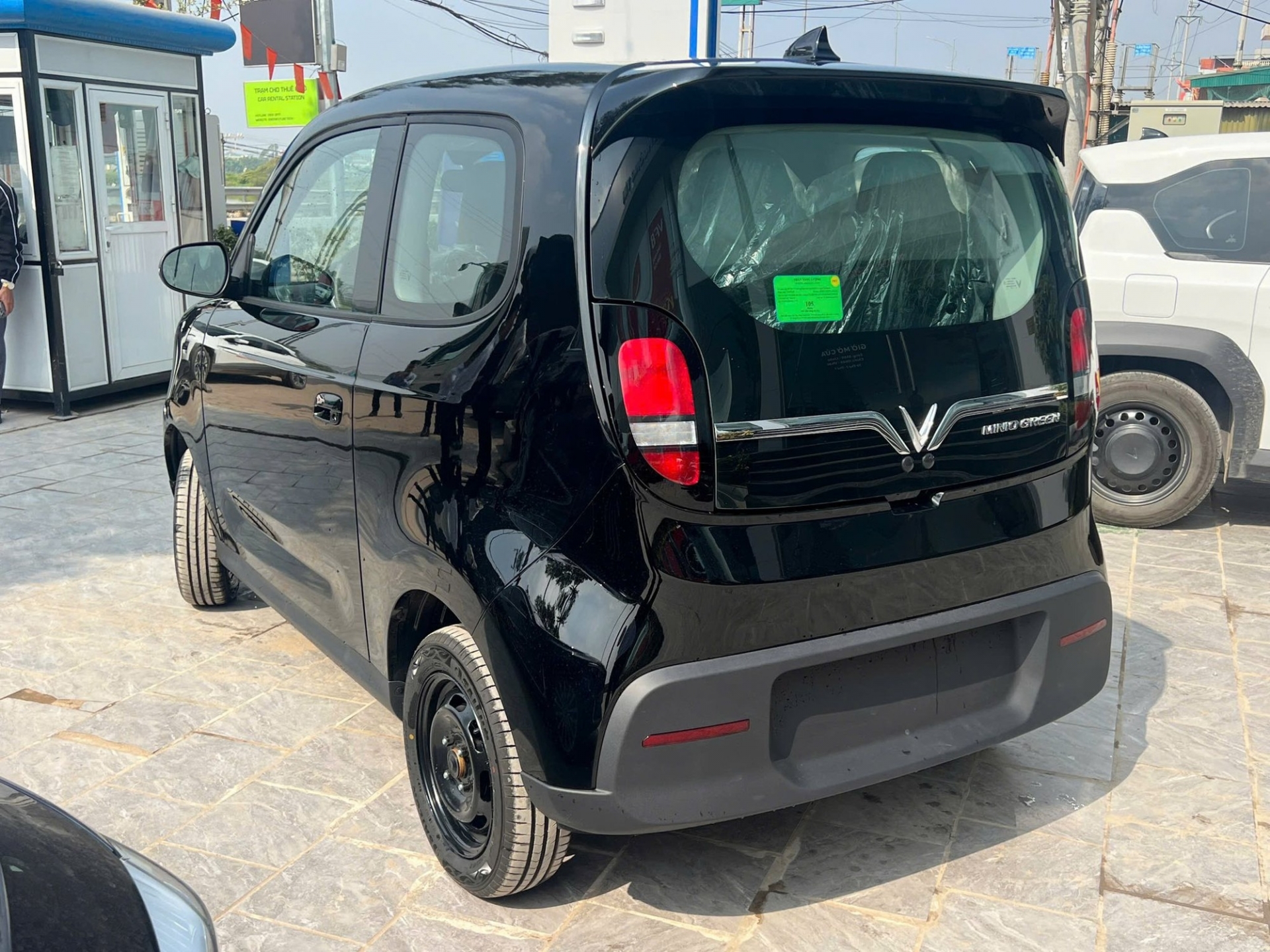 VinFast-Minio-Green-6