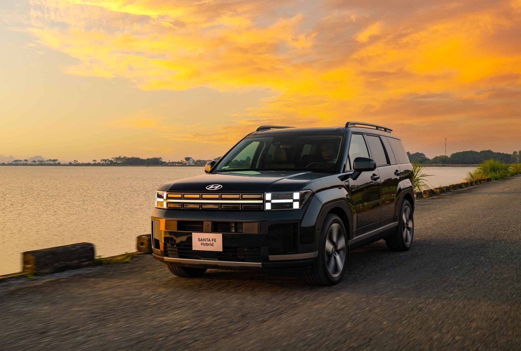 Hyundai Santa Fe Hybrid 9