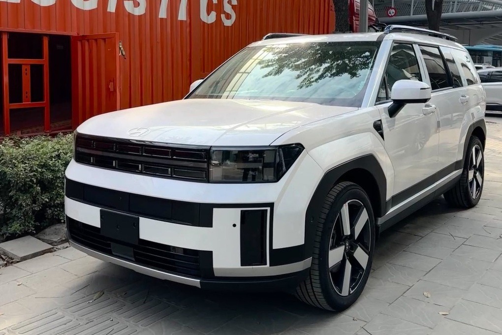 Hyundai Santa Fe Hybrid 13